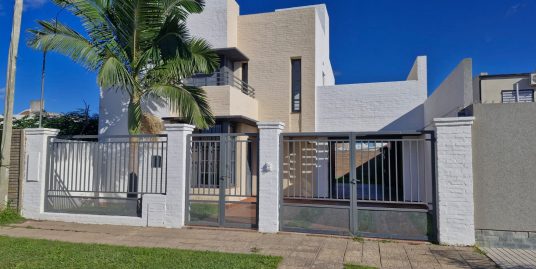 VENTA I Casa 3 Dorm I Salta 3044 – Sto Tomé I Santa Fe