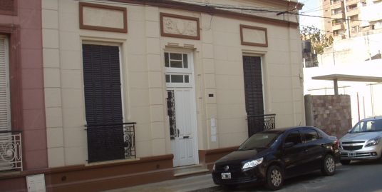 ALQUILER I Casa 3 Dorm I Crespo 2700 I $700.000