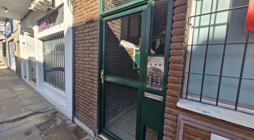 WhatsApp Image 2025-09-22 at 09.19.00