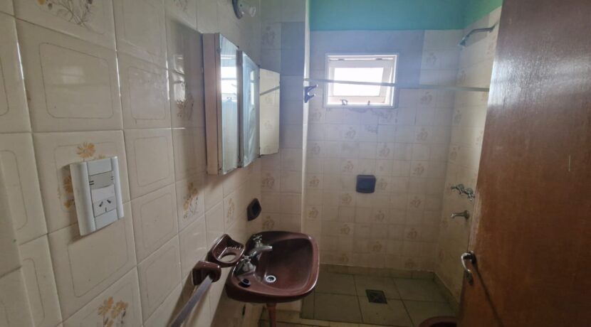 WhatsApp Image 2025-10-24 at 12.07.44 (2)