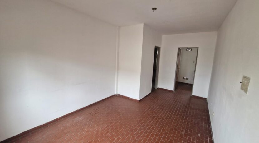 WhatsApp Image 2025-10-24 at 12.07.46 (2)